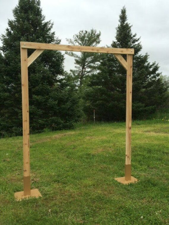 2 Post Wooden Ceremony Arch Structure